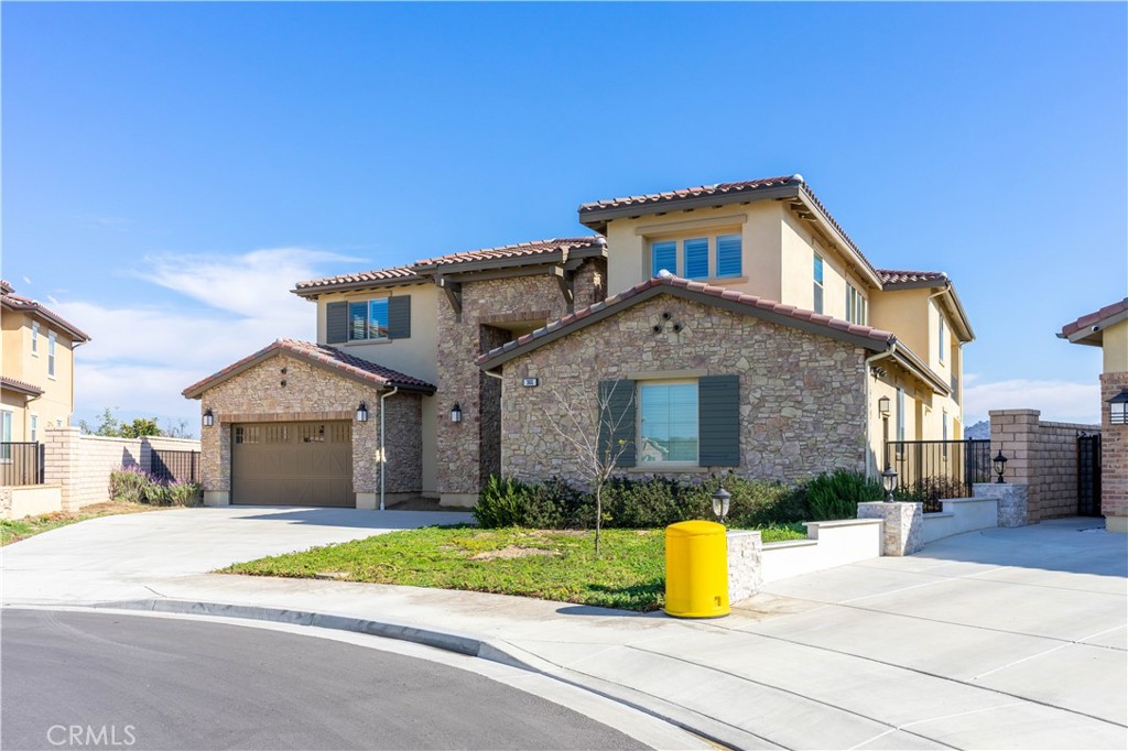 966 Feather Hollow Court
