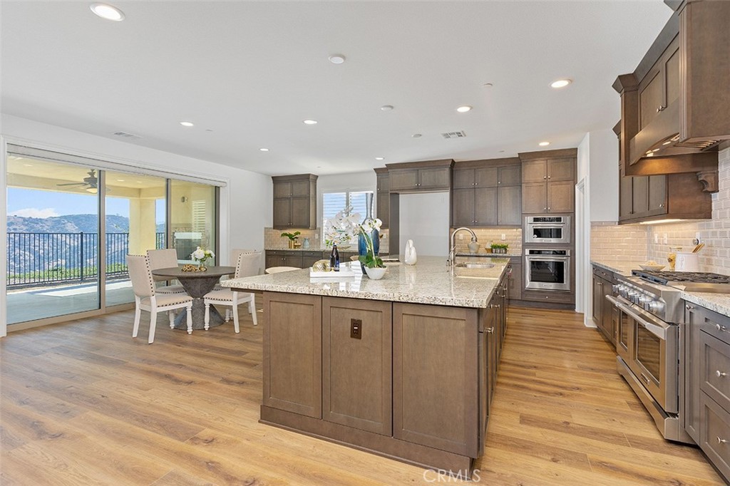 966 Feather Hollow Court