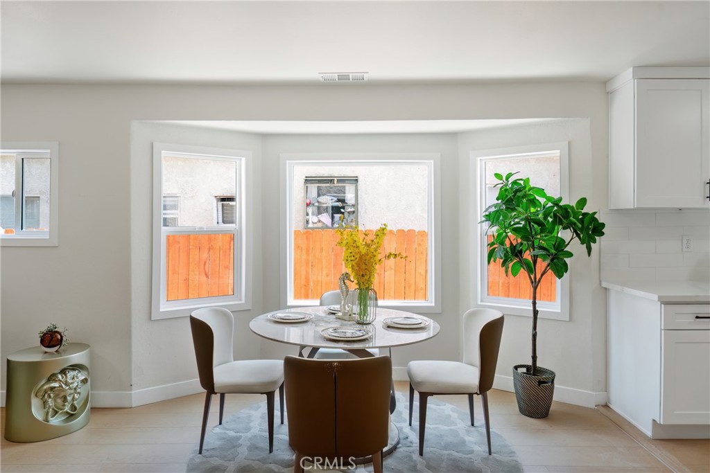 1132 W 55th Street
