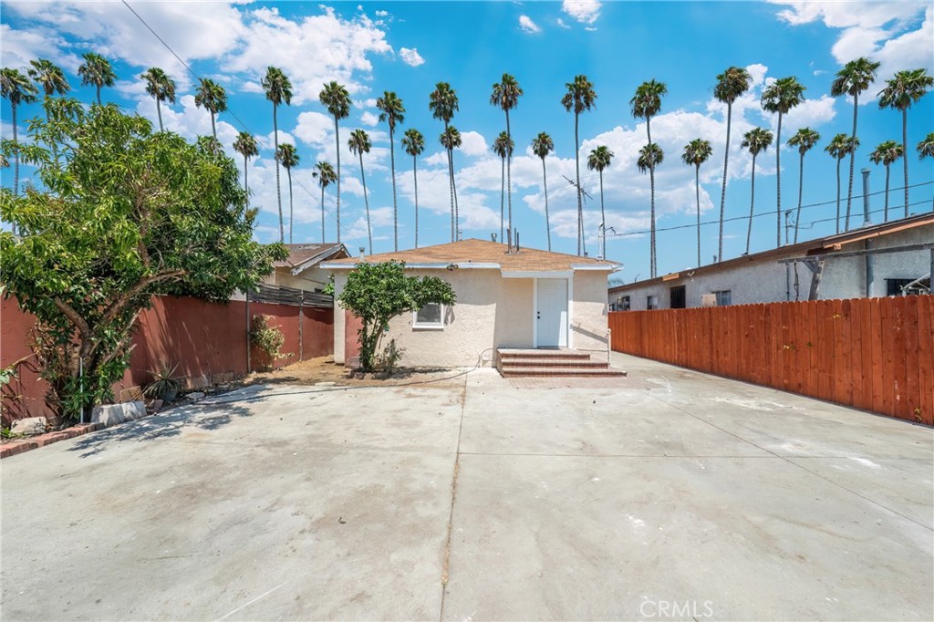1132 W 55th Street