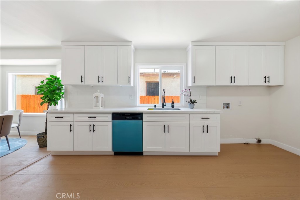1132 W 55th Street