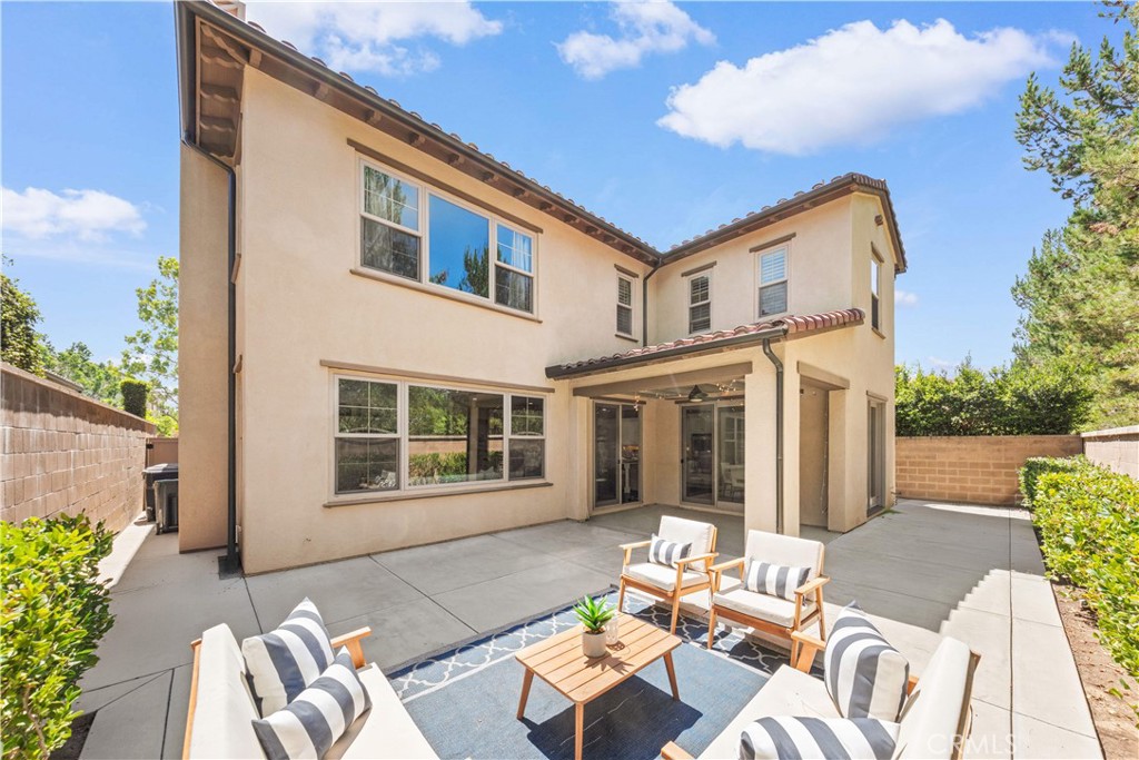 63 Rossmore