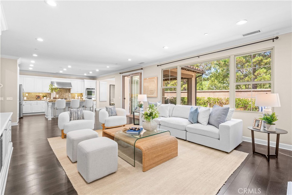 63 Rossmore