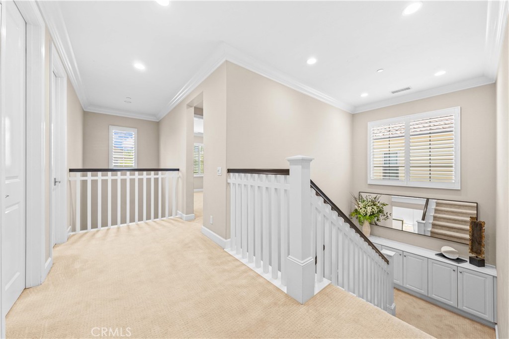 63 Rossmore