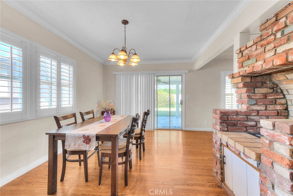 564 N Armel