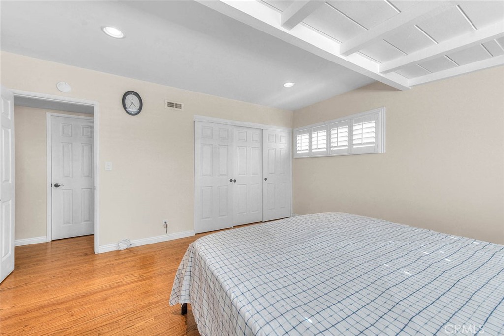 564 N Armel