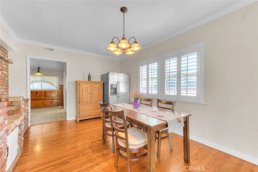 564 N Armel