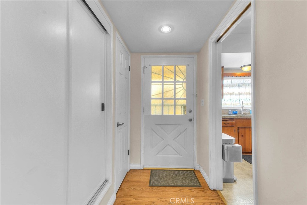 564 N Armel