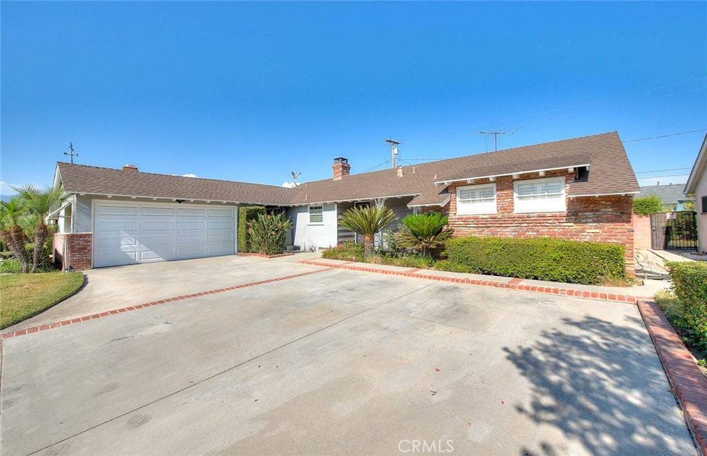 564 N Armel