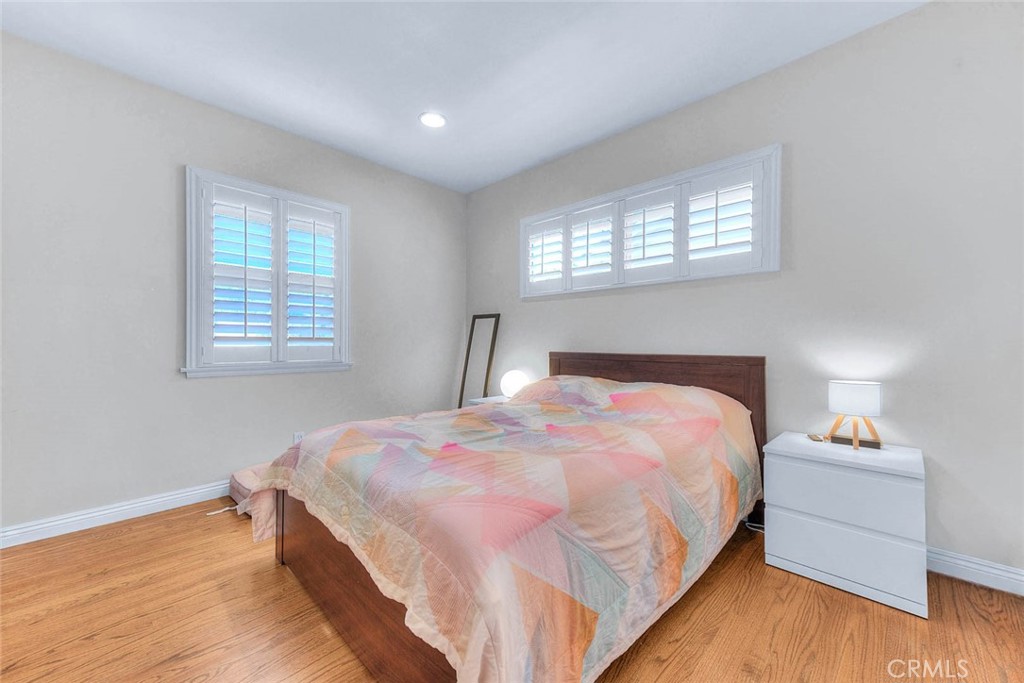 564 N Armel
