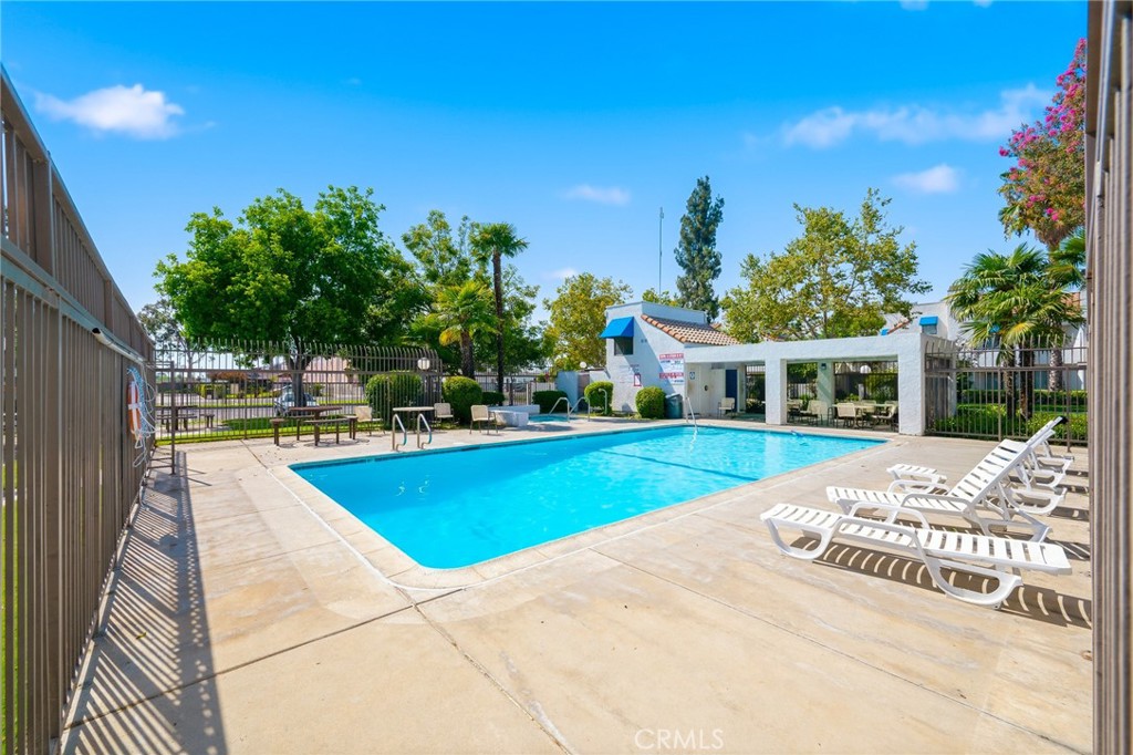 524 Park Shadow Court