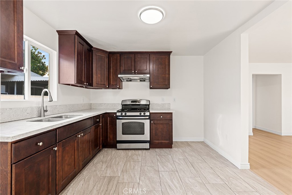 270 W Bencamp