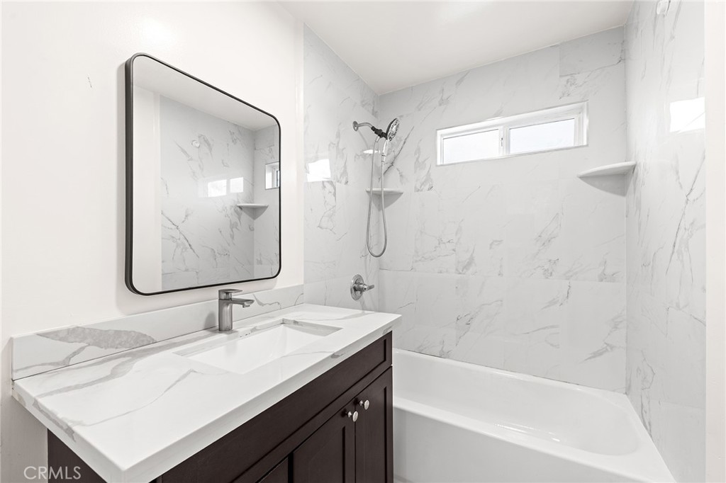 270 W Bencamp