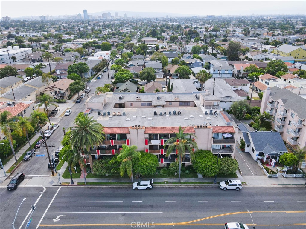605 Redondo Avenue 203