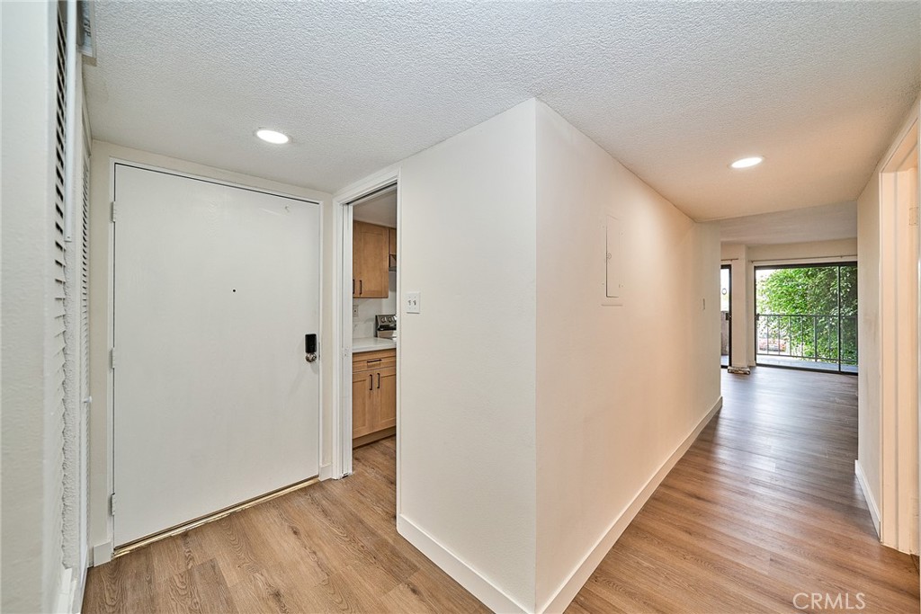 605 Redondo Avenue 203