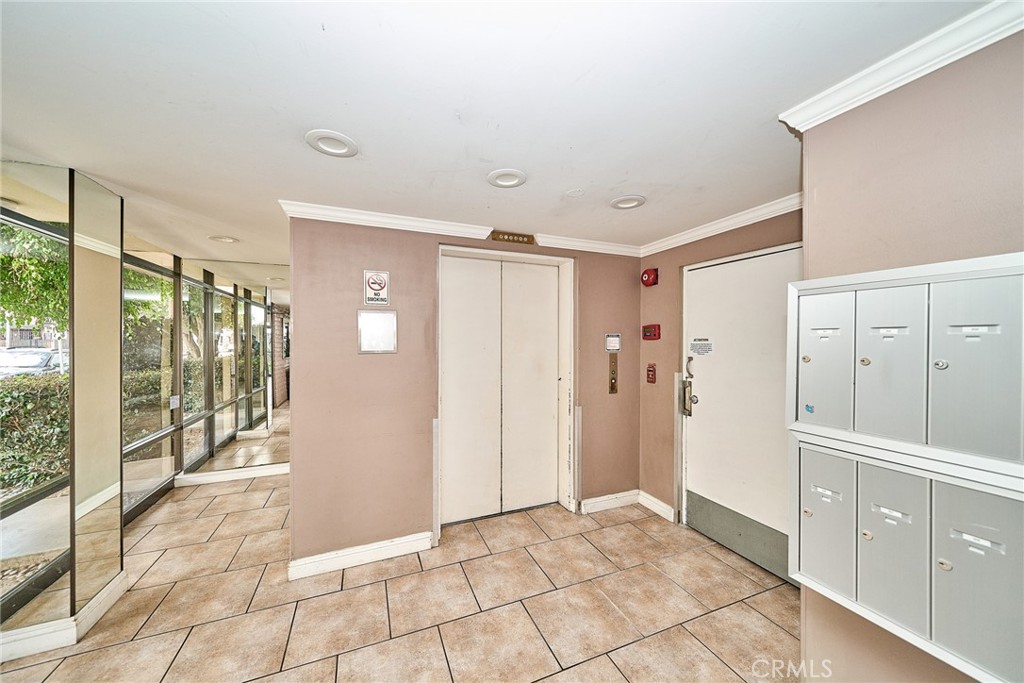 605 Redondo Avenue 203