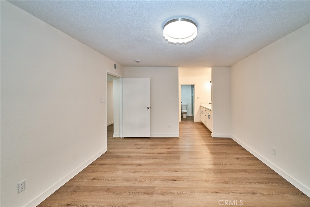 605 Redondo Avenue 203