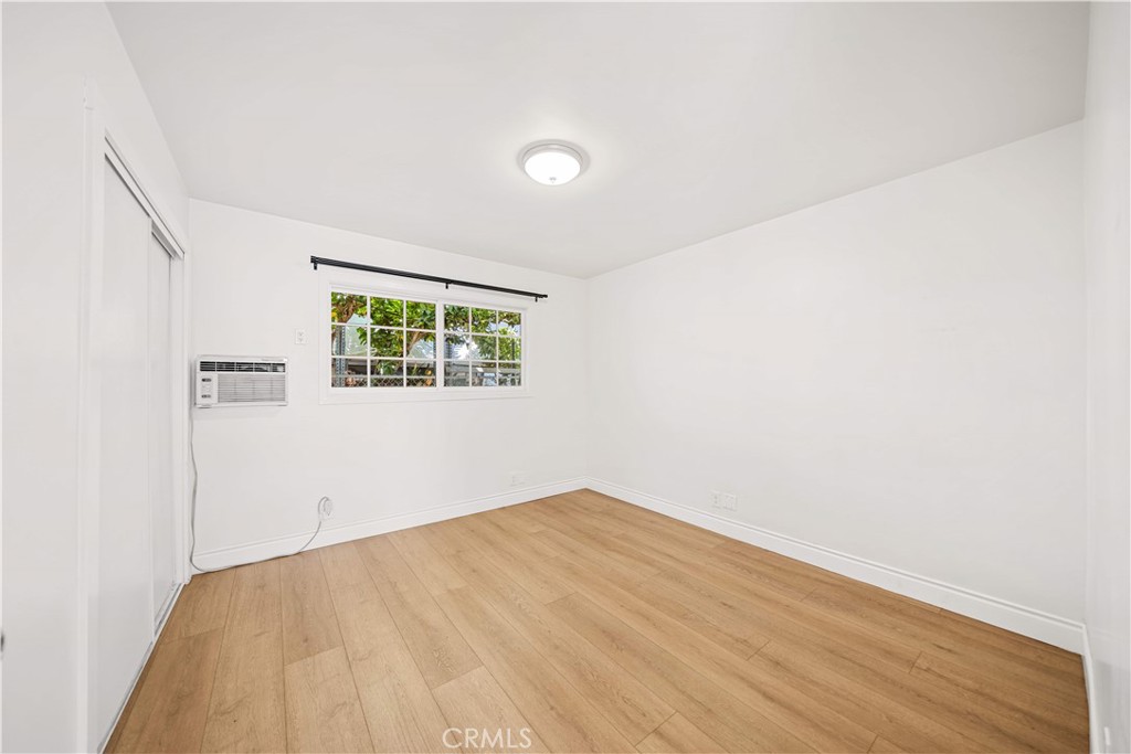 104 E Adams
