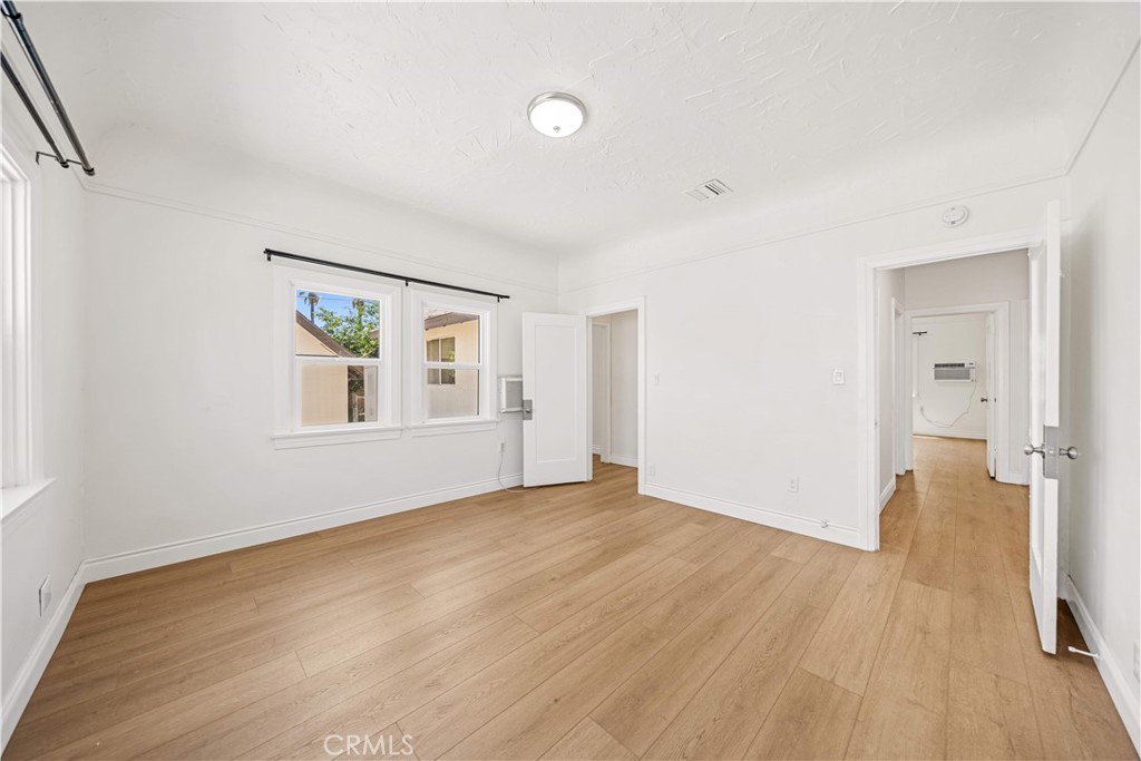104 E Adams