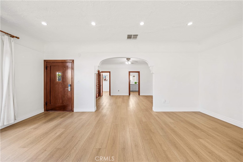 104 E Adams