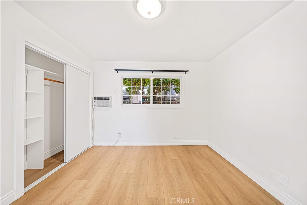 104 E Adams
