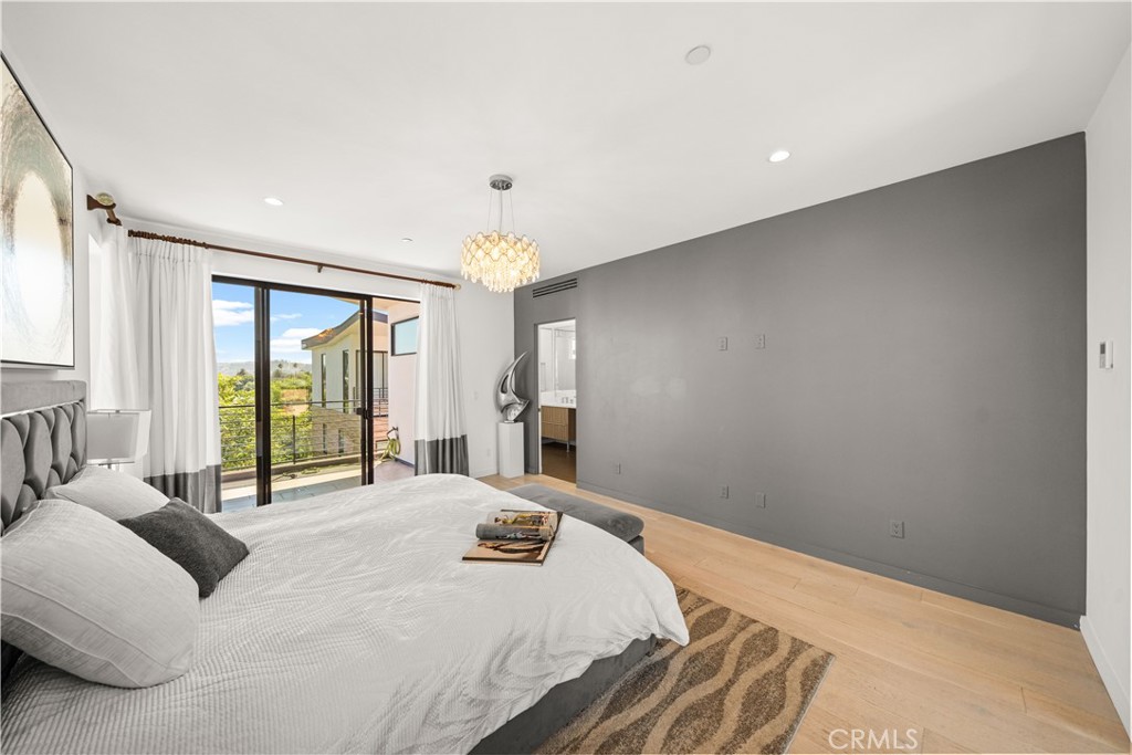 5151 W Redondo Court