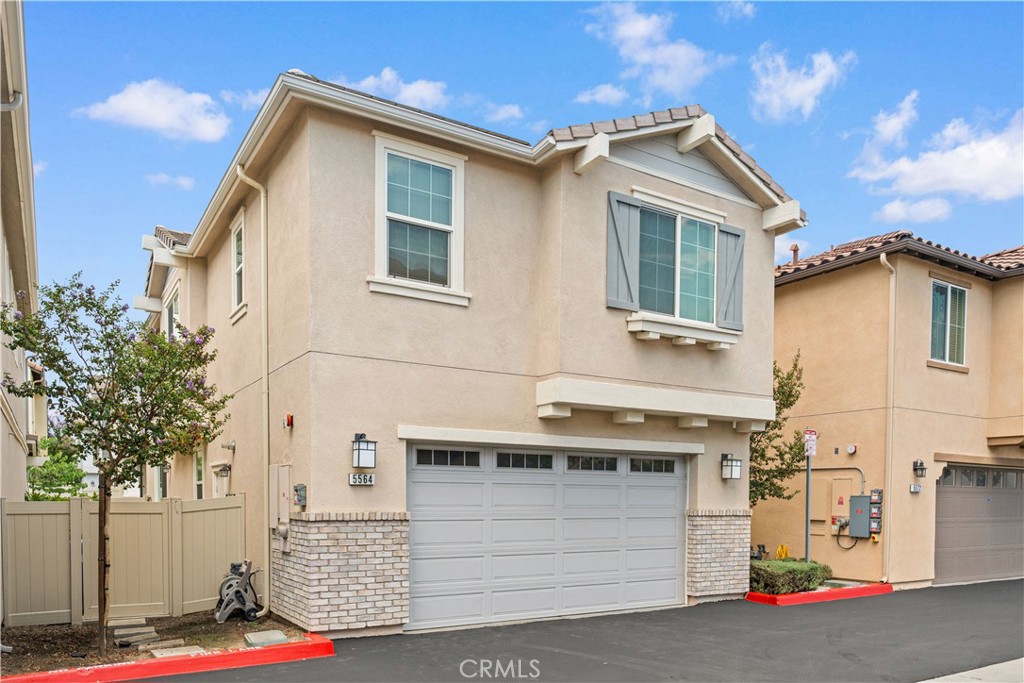 5564 Valencia