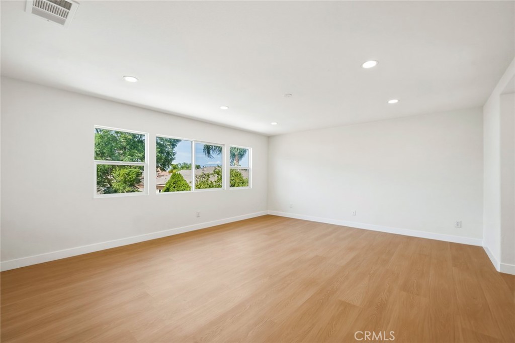 25868 Boulder Rock Pl