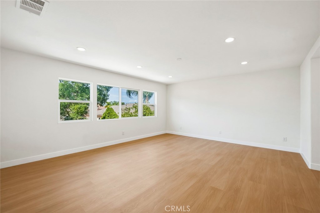 25868 Boulder Rock Pl