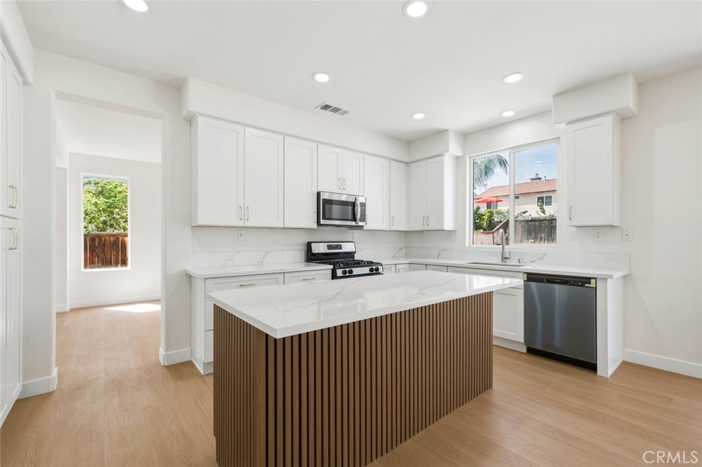 25868 Boulder Rock Pl