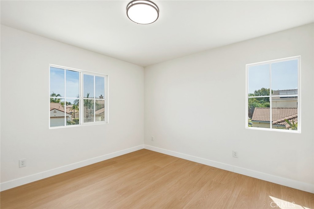 25868 Boulder Rock Pl