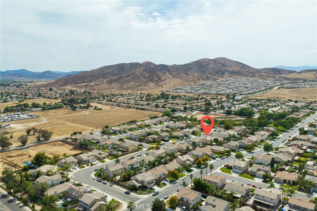 25868 Boulder Rock Pl