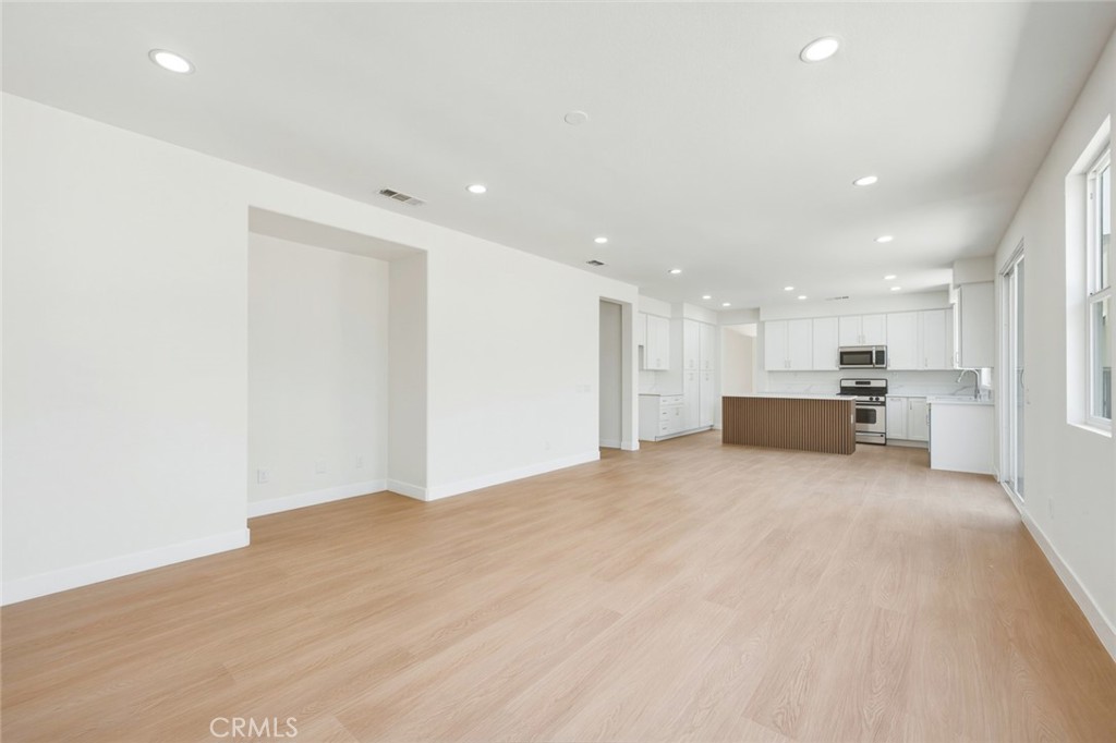 25868 Boulder Rock Pl