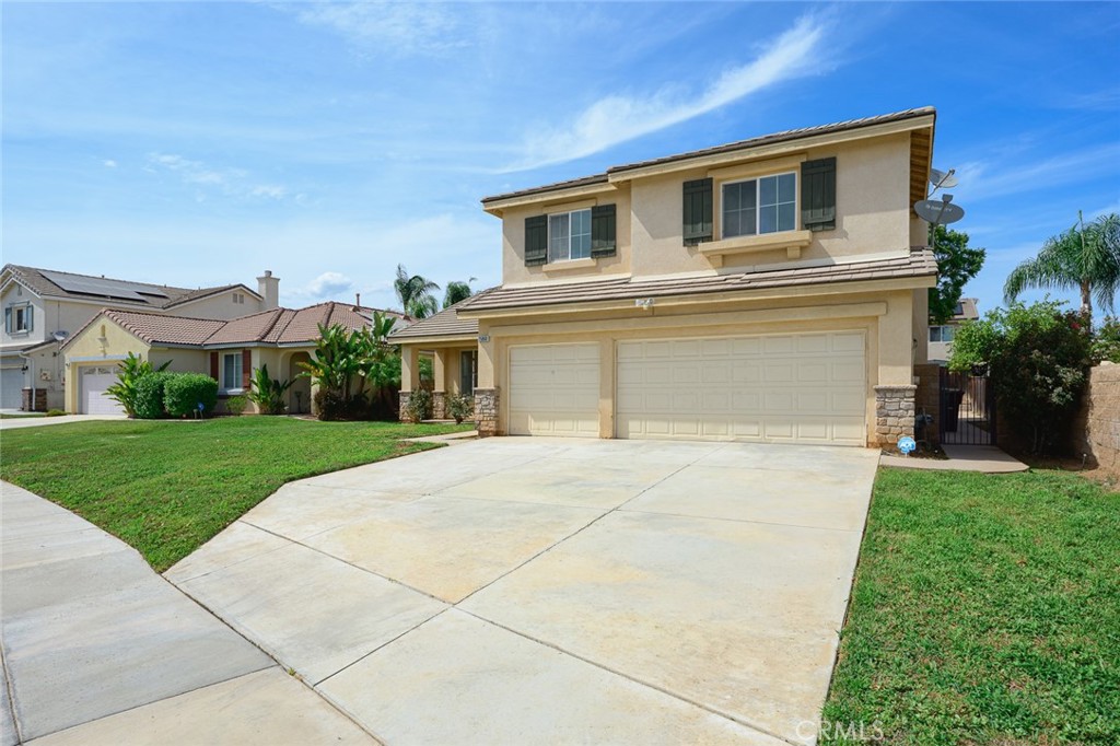 25868 Boulder Rock Pl