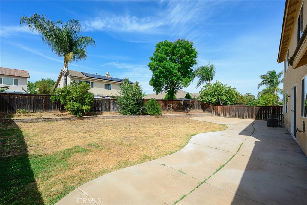 25868 Boulder Rock Pl