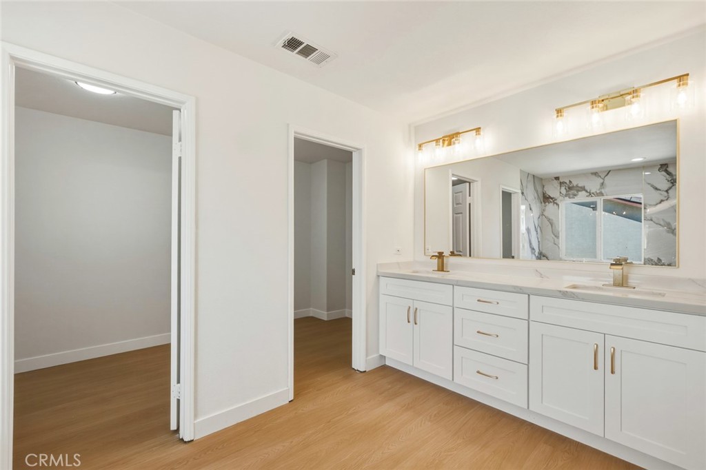 25868 Boulder Rock Pl