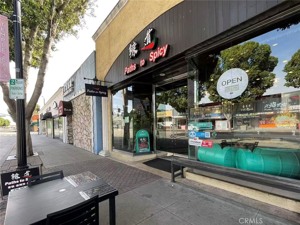 9566 Las Tunas Dr