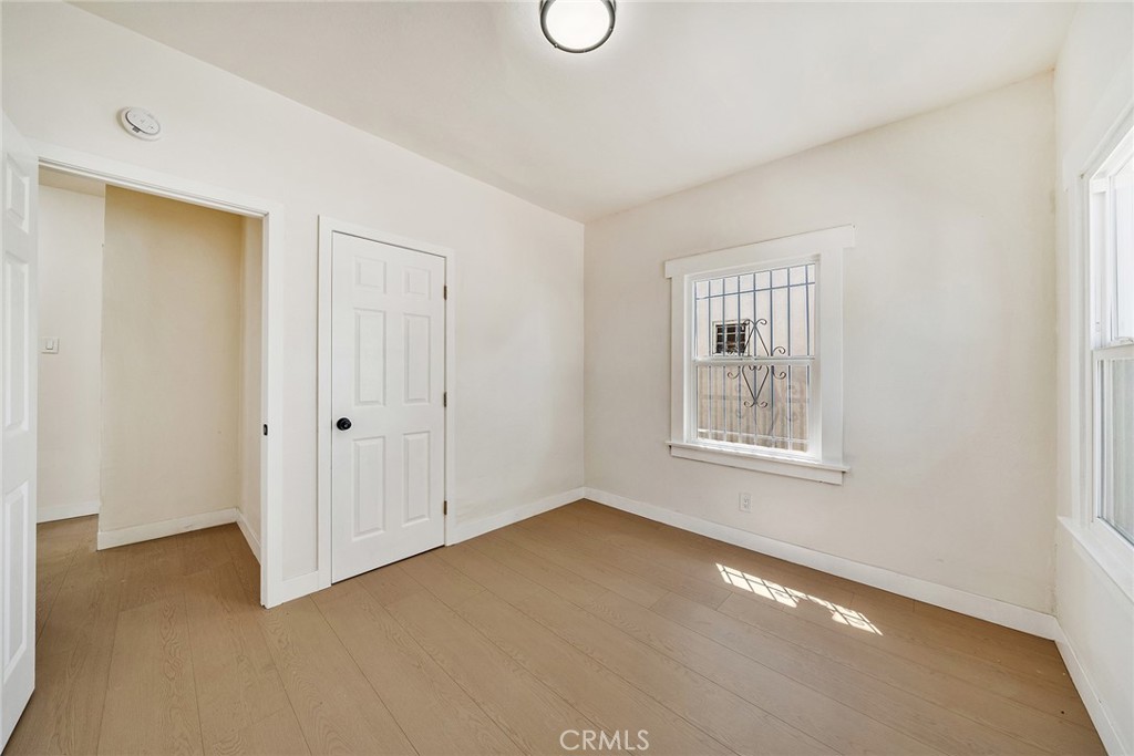 1020 W 70th Street