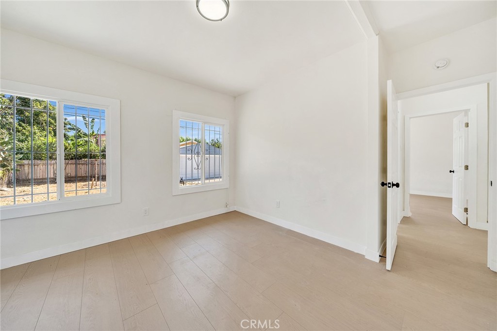 1020 W 70th Street
