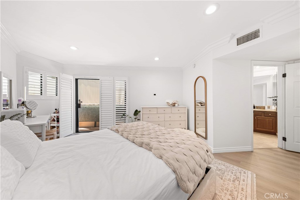 4211 Arch 103