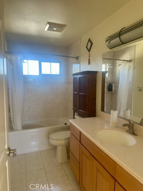 3598 E Del Mar