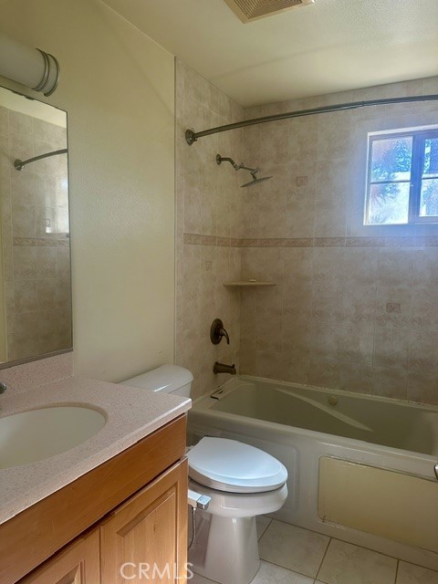 3598 E Del Mar