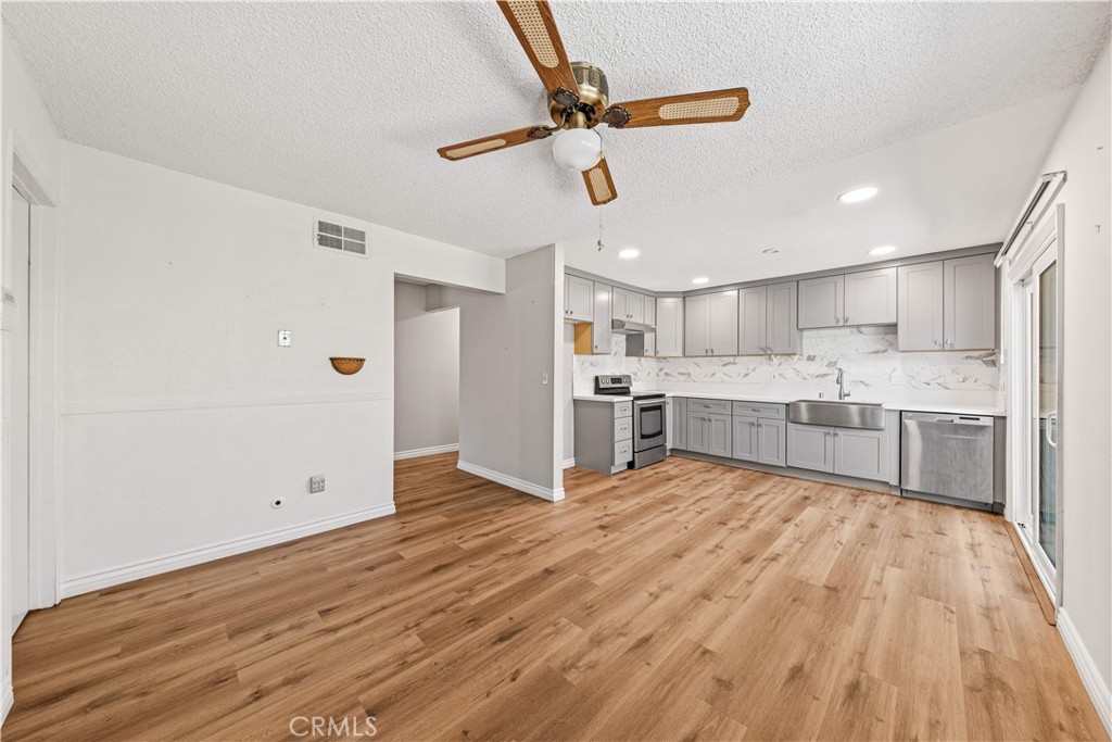 19742 Fernwood Plaza