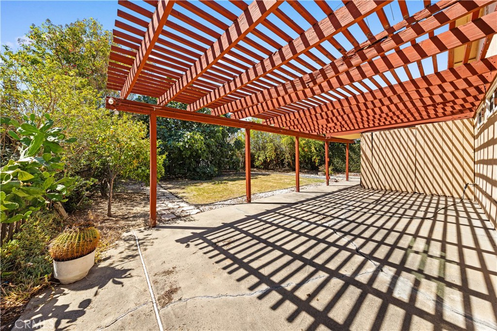 19742 Fernwood Plaza