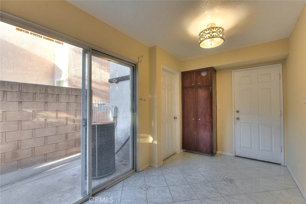 3701 Summer Lane
