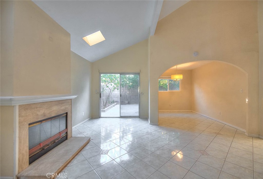 3701 Summer Lane
