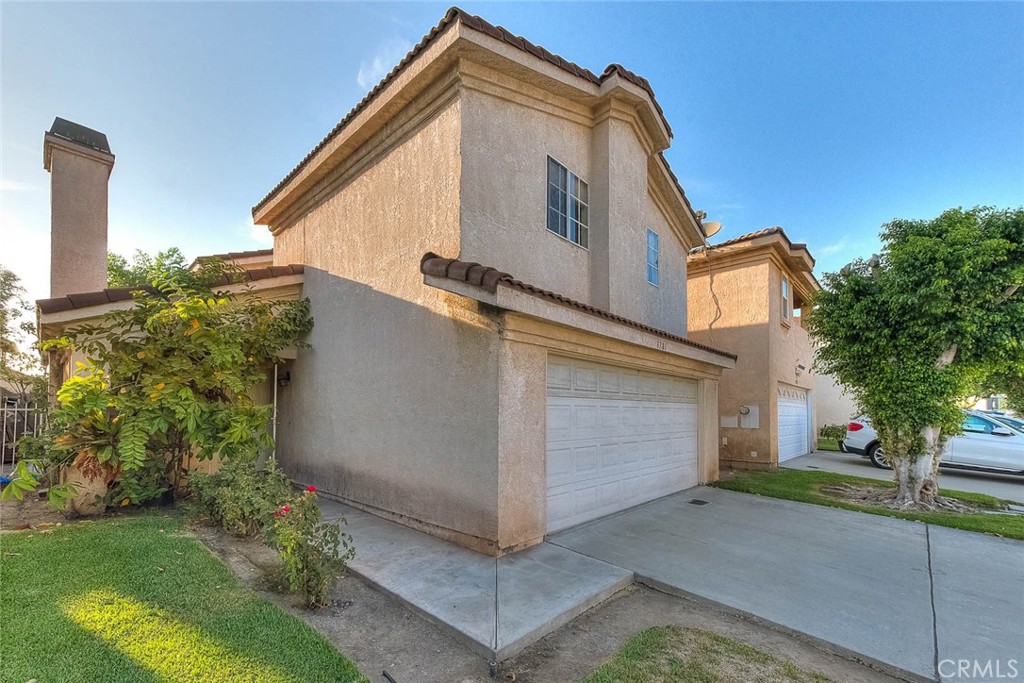 3701 Summer Lane