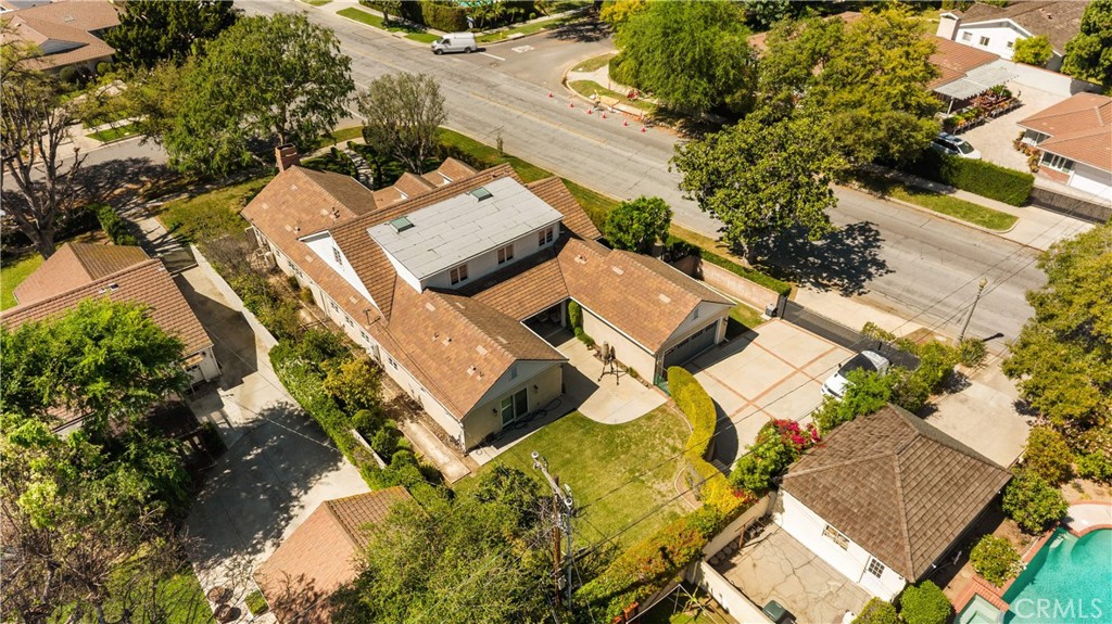 1486 Wembley Rd