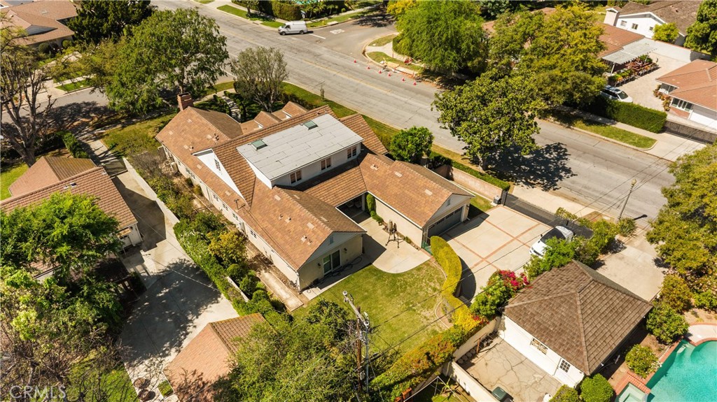 1486 Wembley Rd