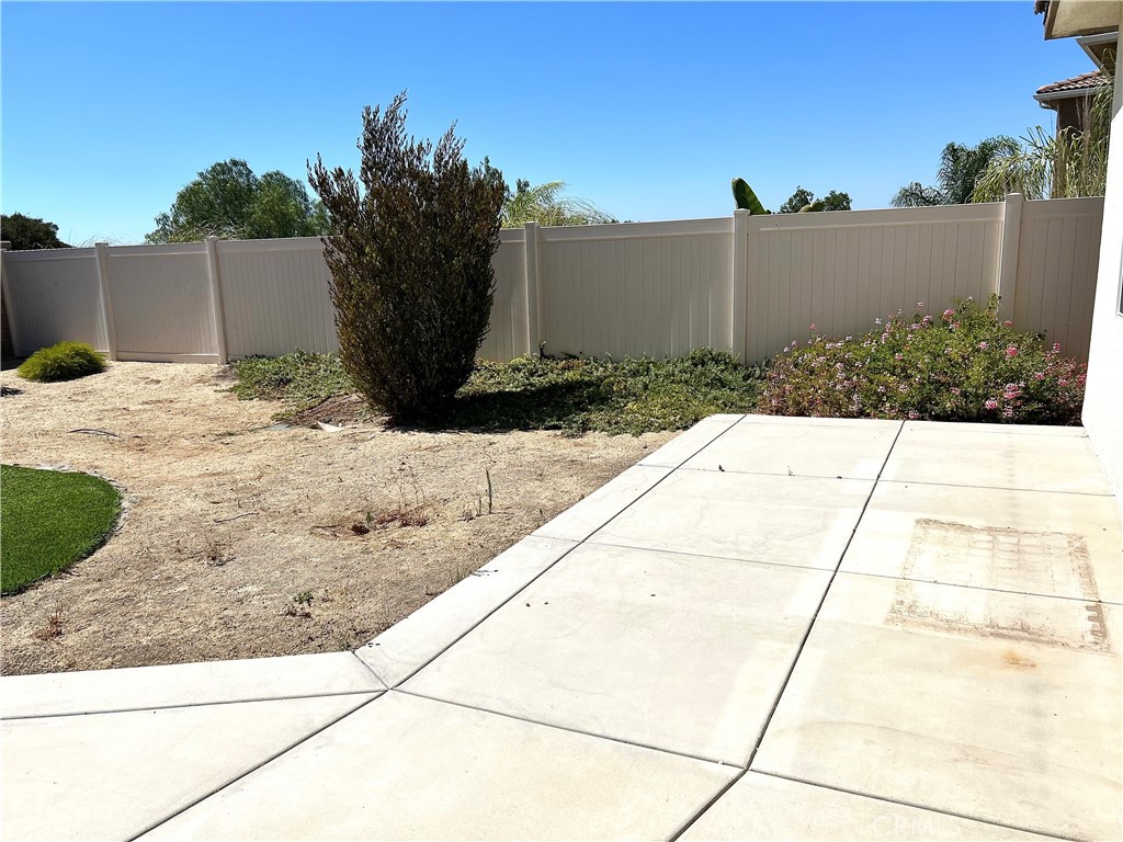45667 Bassett Street